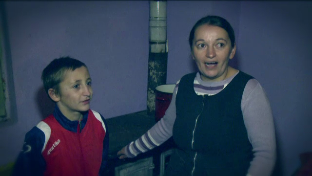 EROI.RO | Medicii l-au pus sa faca sport pentru ca avea prea multa energie. Azi are 13 ani, de 3 ani e campion national la lupte si isi intretine familia cu medaliile sale