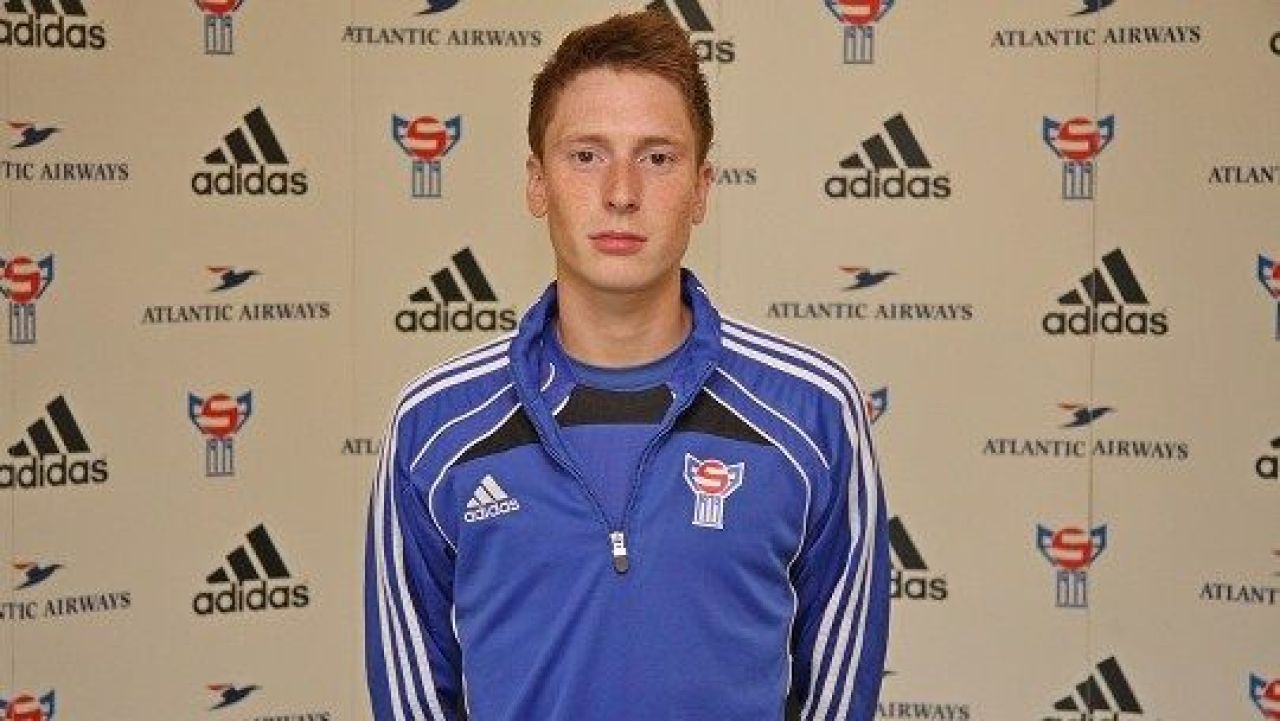 UPDATE | Dinamo a oficializat transferul primului feroez din istoria Ligii I. Bartalsstovu a semnat si a fost prezentat: