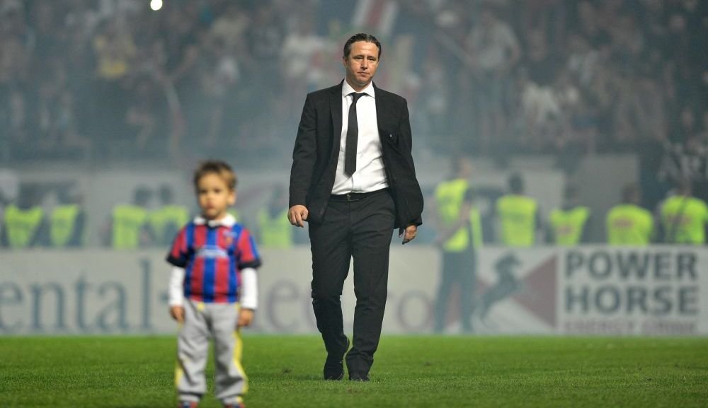 Reghecampf are echipa facuta! Doar 6 jucatori au "supravietuit" in primul "11" din decembrie! Cum arata Steaua in 2016