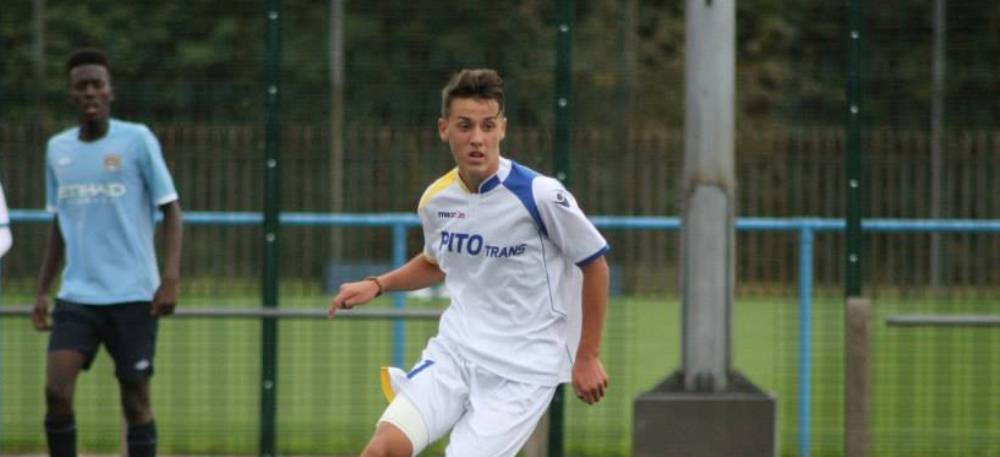 Interviu EXCLUSIV cu Razvan Oaida. El e micul Iniesta de 17 ani al Romaniei descoperit de englezi si dorit de echipa unde Hagi si-a relansat cariera