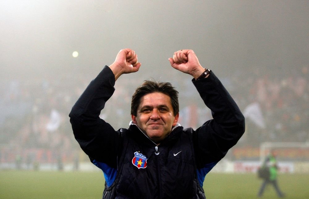 Lacatus socheaza inainte de restartul campionatului. Steaua nu e favorita la titlu, desi a facut 11 transferuri. Pe cine pariaza
