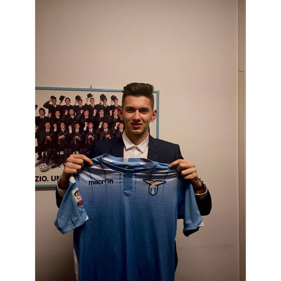 A inceput fotbalul ca fundas, acum este noul PORTAR al lui Lazio! Interviu EXCLUSIV cu pustiul Ionut Rus, pariul pentru o noua generatie de Mondial a Romaniei_2