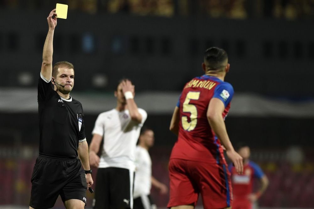 FOTO Steaua acuza arbitrajul: 