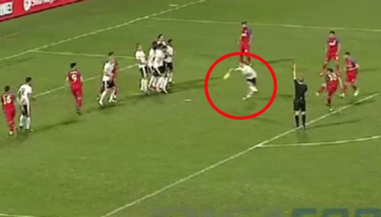 FOTO Steaua acuza arbitrajul: