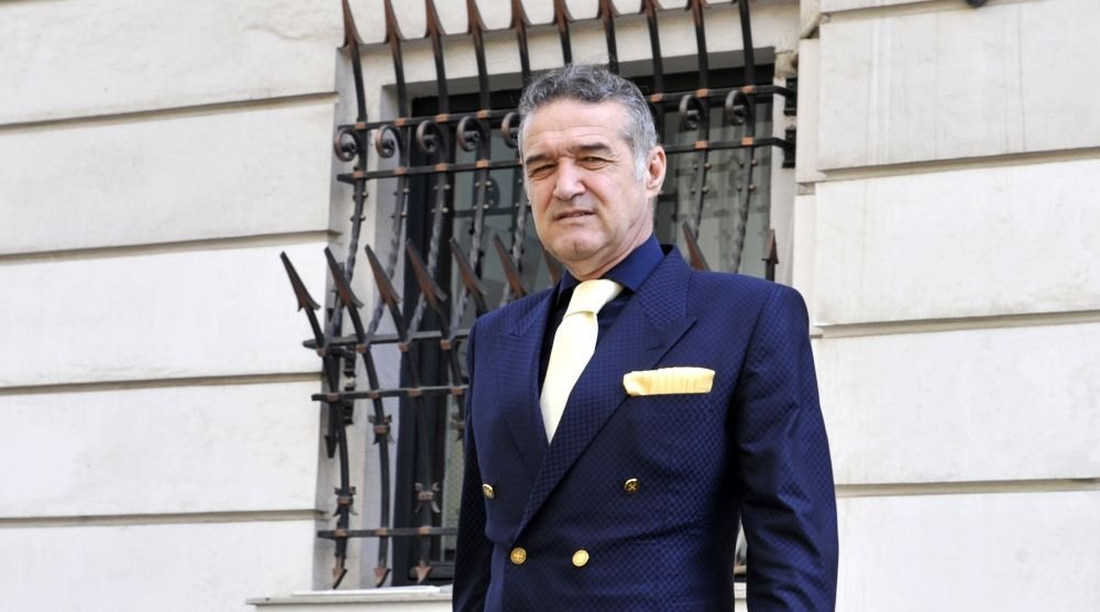 Sa intre Popa! A ordonat Becali prin telefon schimbarile lui Reghe cu Voluntari?