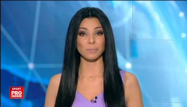 Del Pierro a ridicat iar publicul in picioare! Nu insa ca pe vremuri, pe teren, ci in pasi de dans: VIDEO