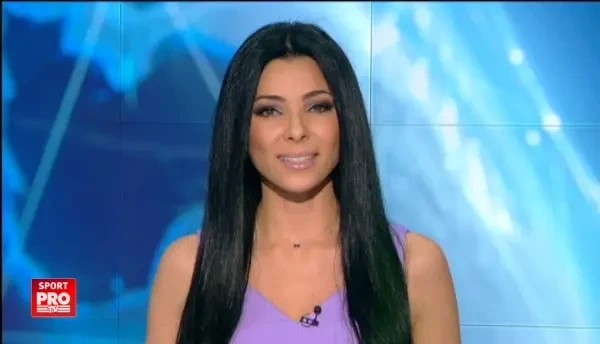 Cel mai urias si cel mai pitic boxer din Romania se antreneaza impreuna! "Lunetistul" Bogdan Dinu se bate pe 18 martie la ProTV