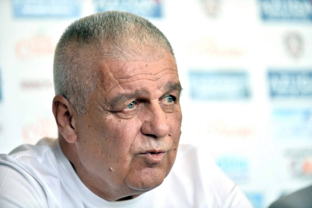 Colectia de vedete de la Timisoara se mareste. Dupa Suarez, Torres si Llorente, Florin Marin il va antrena si pe Platini