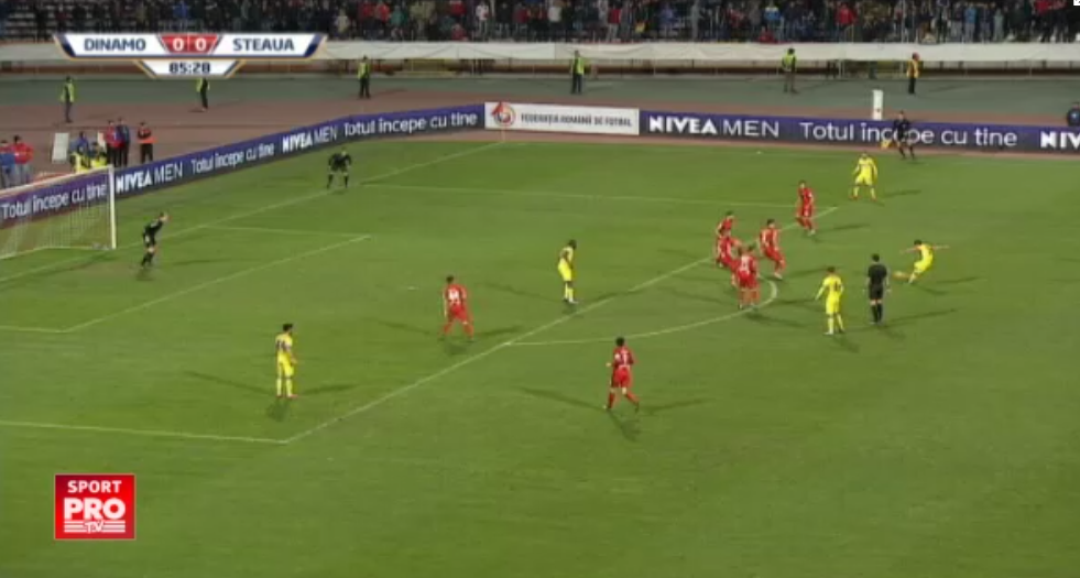 VIDEO | Stanciu a catapultat mingea de la 25 de metri, dar bara i-a salvat pe dinamovisti pe final! Cea mai mare ocazie a meciului