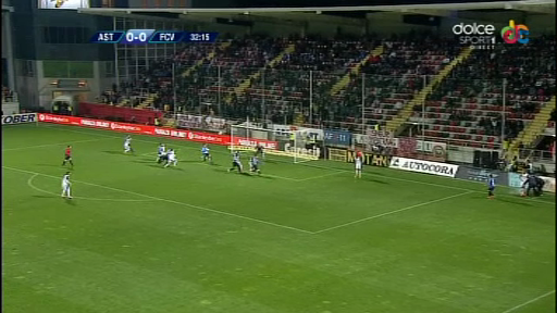 CE COMEDIE! Moment incredibil in Astra - Viitorul cand Ianis Hagi a incercat sa bata o lovitura libera. Ce a patit. FOTO_6