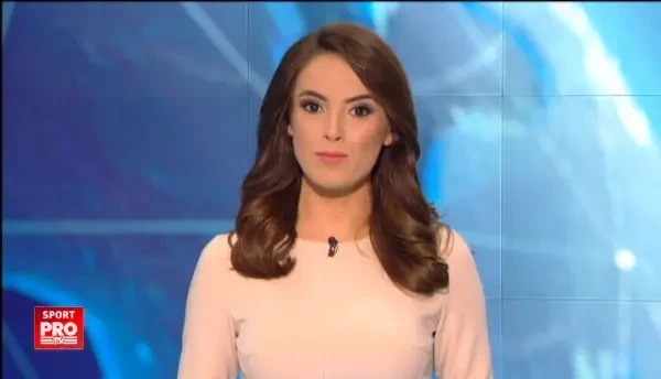 Vestele UNICE in Romania cu care acesti jucatori se antreneaza! Ce poarta ca sa nu mai joace cu capul in pamant