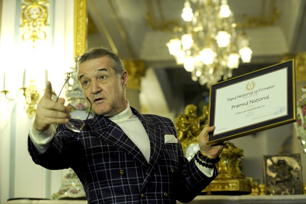 Deja ma deranjeaza. Nu inteleg ce se intampla! Mai astept 3 meciuri! Becali DISTRUGE un jucator, ii da lui Reghe un ultimatum si anunta conditiile in care RENUNTA la echipa