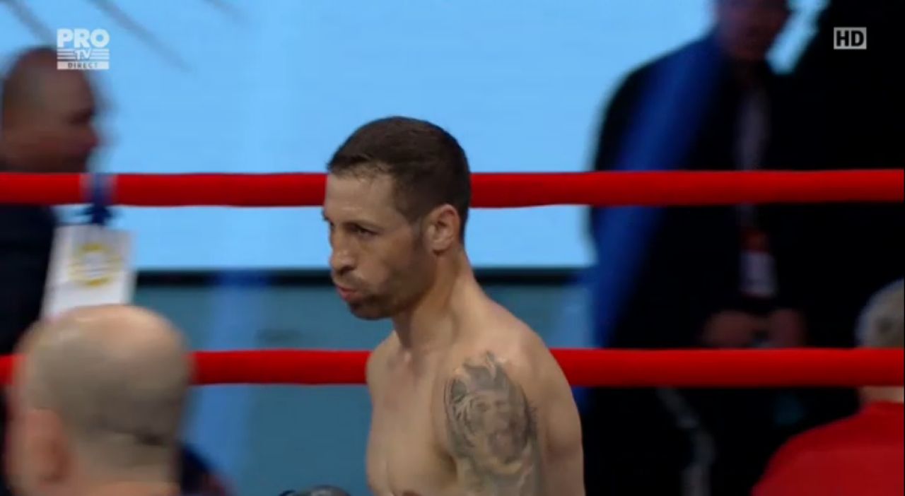 VIDEO: SIMION a castigat centura intercontinentala IBF pentru Romania! Ciocan, KO in prima repriza! Dinu l-a DISTRUS in prima repriza pe Goles_5