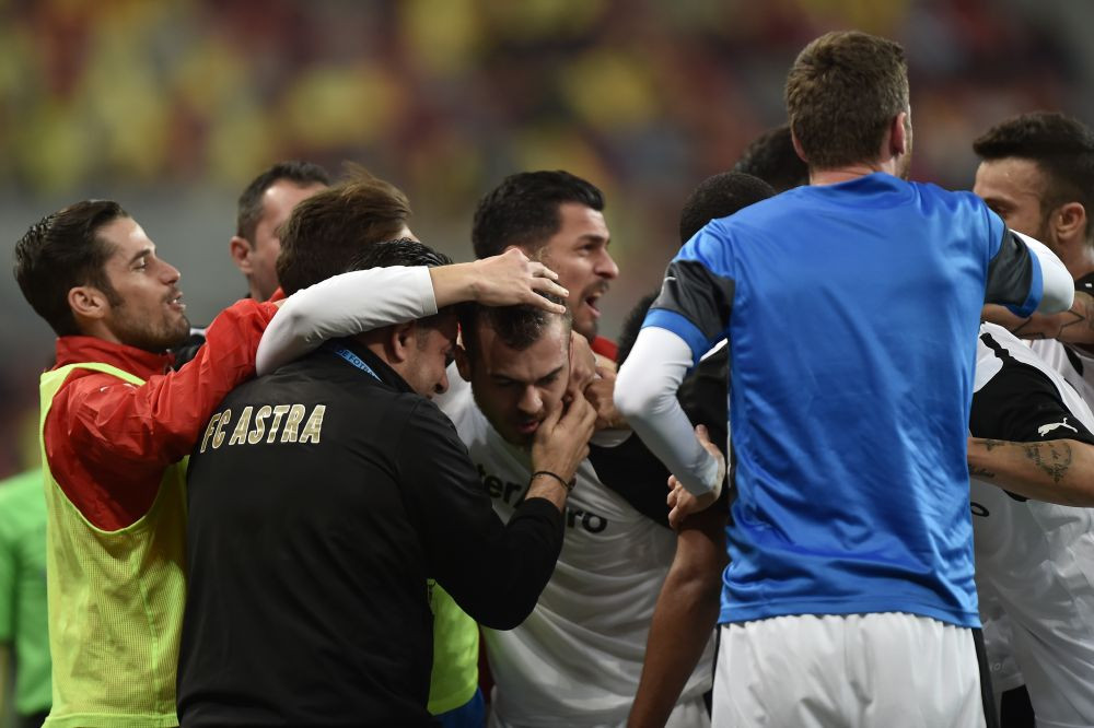 Alibec a mai dat un gol, in meciul cu Iordanescu: Sa vina sa ma cantareasca. Nu mai slabesc niciun kg, vreti sa mor pe teren?!