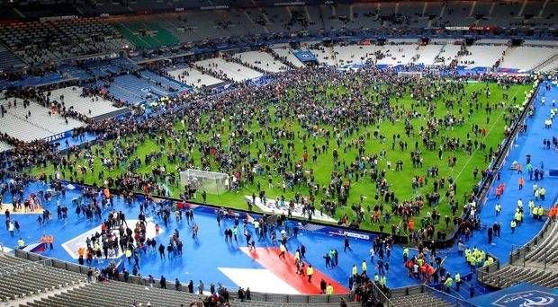 Frica de terorism loveste Euro! Informatii de ultima ora din Franta.Ce s-a intamplat pe stadioanele din Saint-Etienne si Bordeaux