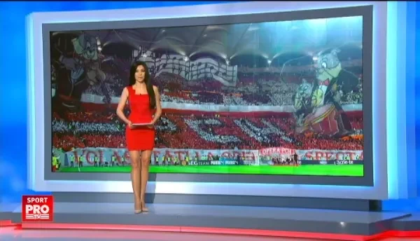 Mircea Rednic si-a aniversat ziua de nastere inaintea derby-ului: "Vreau o victorie cu Steaua cadou". Ce tort a primit din partea jucatorilor