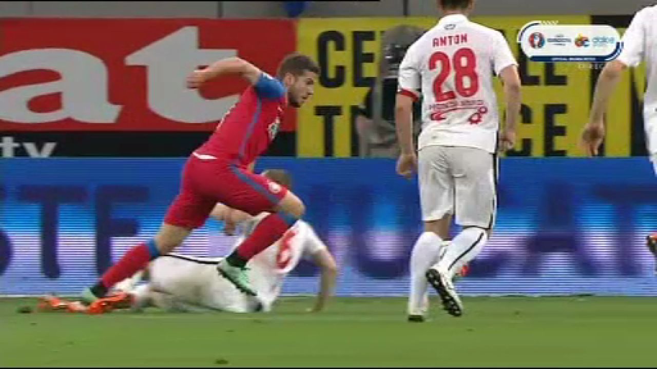 Stelistii au cerut doua penaltyuri in DOUA MINUTE cu Dinamo, Tudor n-a dat nimic! Vezi aici fazele si comenteaza:_2