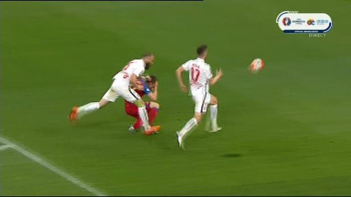 Stelistii au cerut doua penaltyuri in DOUA MINUTE cu Dinamo, Tudor n-a dat nimic! Vezi aici fazele si comenteaza:_6