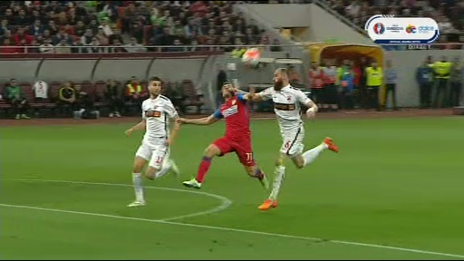 Stelistii au cerut doua penaltyuri in DOUA MINUTE cu Dinamo, Tudor n-a dat nimic! Vezi aici fazele si comenteaza:_7