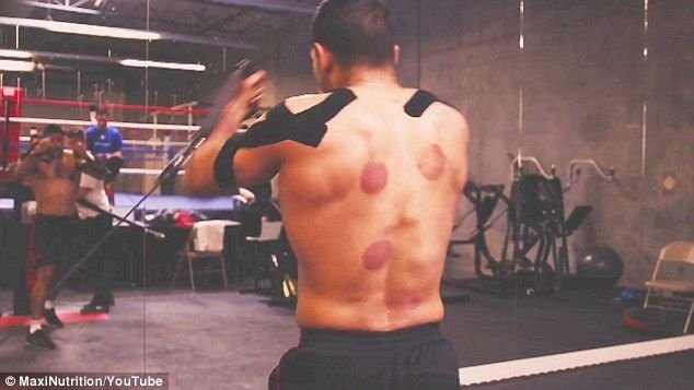 Imagini incredibile! Cat de mult s-a ingrasat Amir Khan pentru urmatoarea lupta din Las Vegas! FOTO SI VIDEO_3