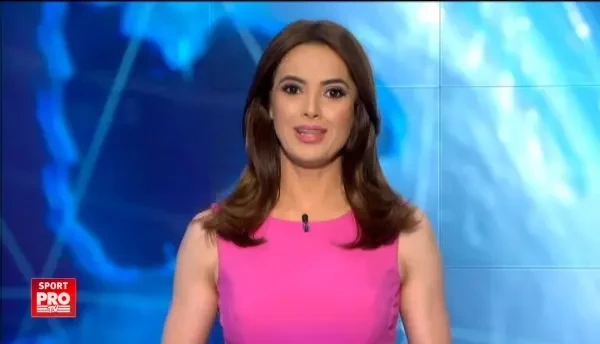 Burleanu si-a cunoscut SOSIA! :) De unde isi pot lua fanii nationalei tricouri si manusi ca ale jucatorilor nationalei