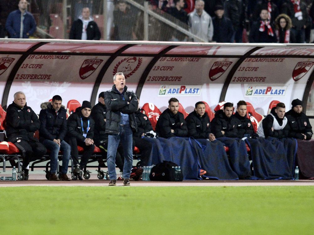 OFICIAL: Rednic semneaza prelungirea dupa meciul cu Steaua! Negoita a anuntat ca Dinamo nu se da la o parte in meciul cu Astra