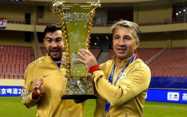 Dan Petrescu, lider in campionatul milionarilor chinezi. Echipa romanului, cu Alex Teixeira si Ramires, a castigat din nou