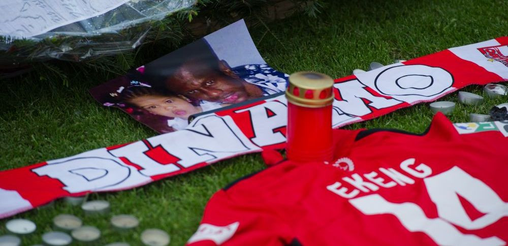 Dragomir: Pe afara se aude ca a baut o cafea concentrata cu efedrina .&nbsp;Ipoteza SOC pentru moartea lui Ekeng