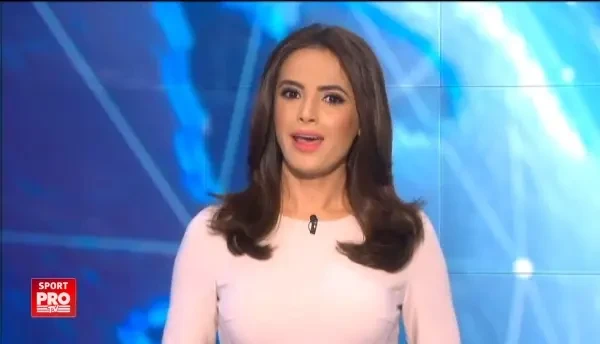 Cei mai tari parasutisti din Columbia s-au simtit ca-n Harry Potter! Au facut vrajitorii pe matura la mii de metri inaltime!