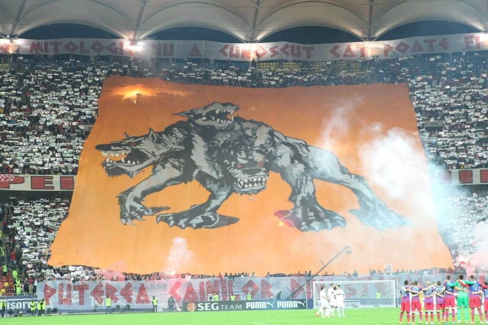 Dinamovistii pregatesc un nou moment MAGIC, in memoria lui Ekeng! Istoria coregrafiilor superbe reusite pe National Arena - VIDEO_2