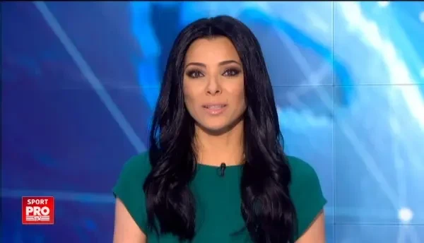 Si-au luat catelul si au plecat sa faca turul Romaniei pe bicicleta! Doi indragostiti, in aventura vietii pentru a le arata si strainilor frumusetile tarii noastre