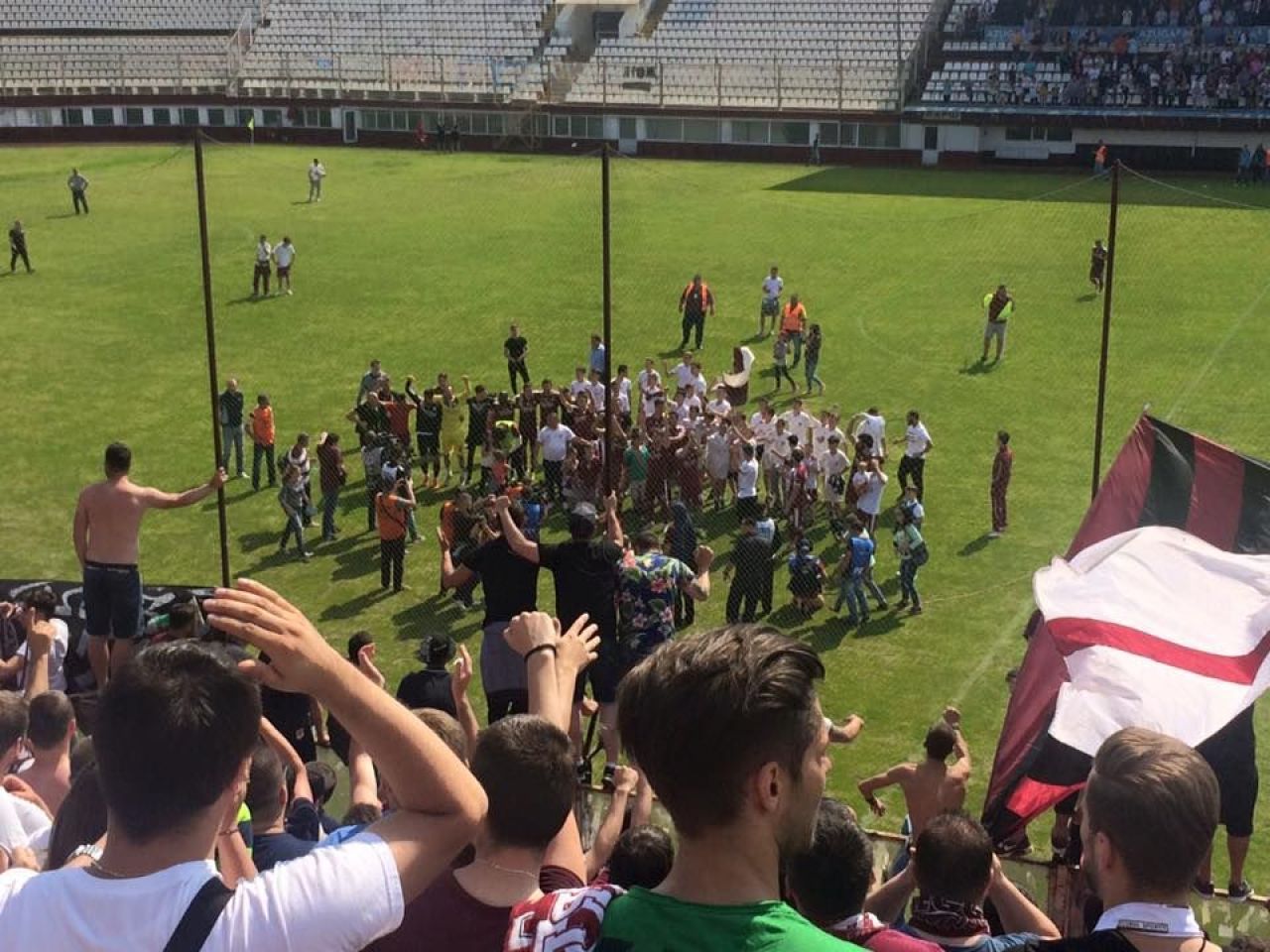 FIESTA VISINIE | Rapid promoveaza matematic in Liga I dupa 3-1 cu Clinceni! Fanii giulesteni au facut o atmosfera senzationala: VIDEO_11