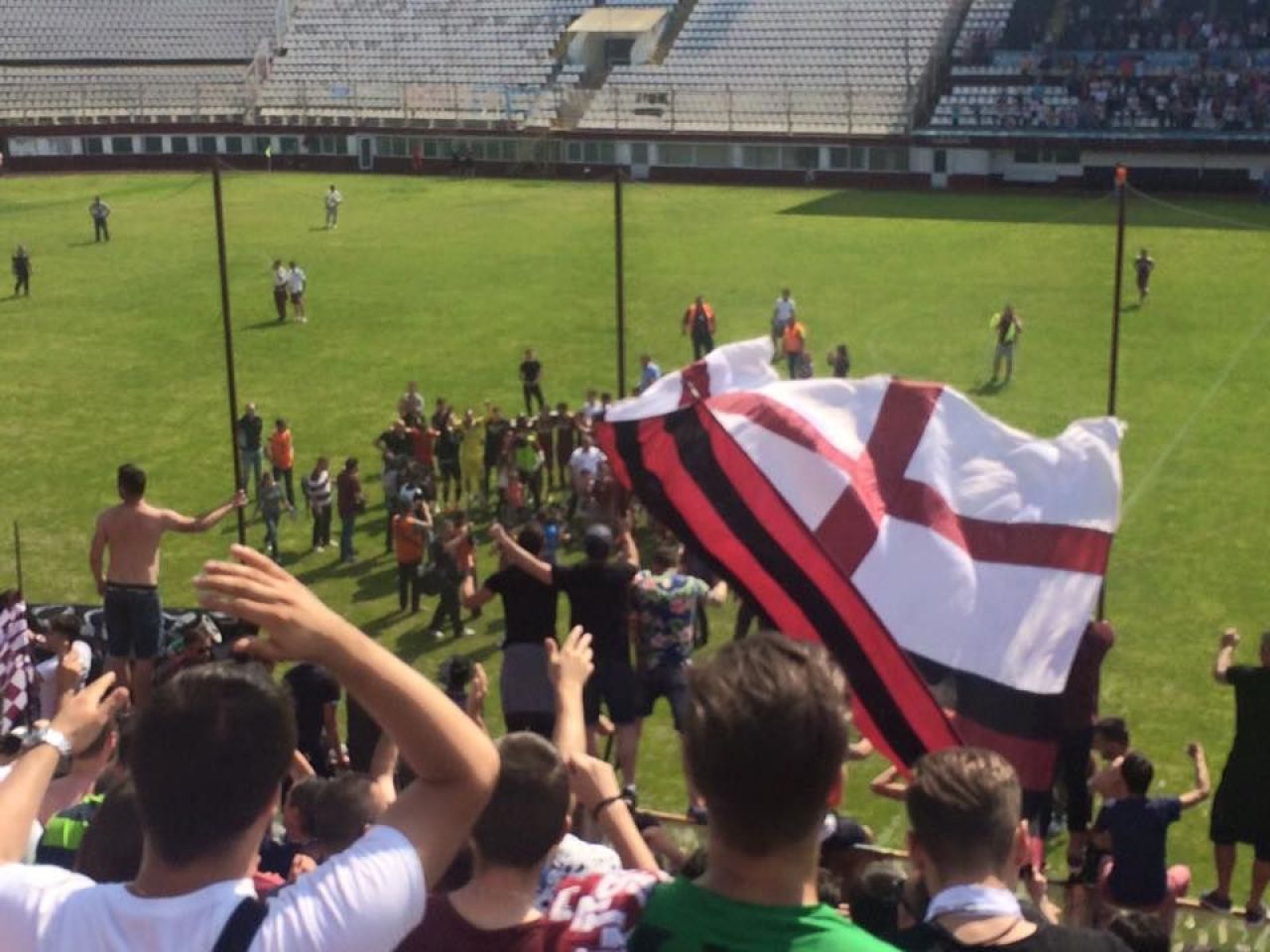 FIESTA VISINIE | Rapid promoveaza matematic in Liga I dupa 3-1 cu Clinceni! Fanii giulesteni au facut o atmosfera senzationala: VIDEO_9