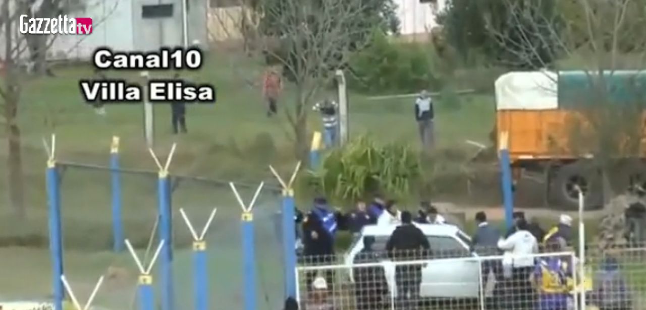 SOCANT! Un jucator a murit pe teren in Argentina, dupa ce a incasat o lovitura in timpul unei altercatii VIDEO_2