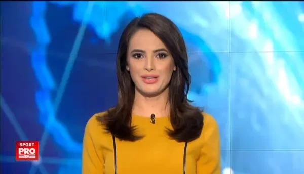 Spectacol facut de luptatori in gala Divizia MMA! Un prahovean a venit cu porumbelul sau campion la gala: Il cheama Putin