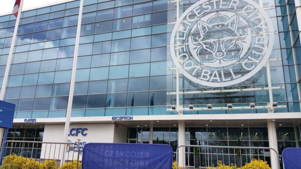 “Sezonul viitor castigam Champions League! Sau retrogradam in liga a doua, nu stiu exact.” :) Reportaj exclusiv din Leicester si povestea romanului care se pregateste sa joace alaturi de Vardy si Mahrez_10