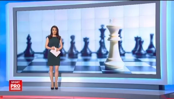 Anatoly Karpov, unul dintre cei mai mari sahisti din istorie, a venit la Mamaia si a jucat cu copiii in piata | VIDEO