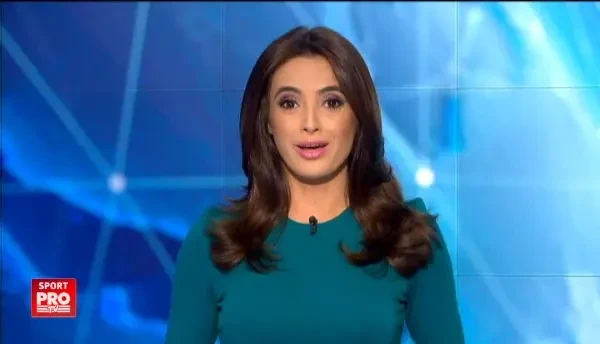 Sora lui Ronaldo a cantat la Milano, inaintea finalei. :)