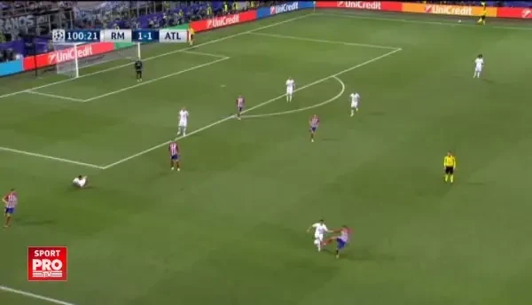 Bucurati-va de fotbal!