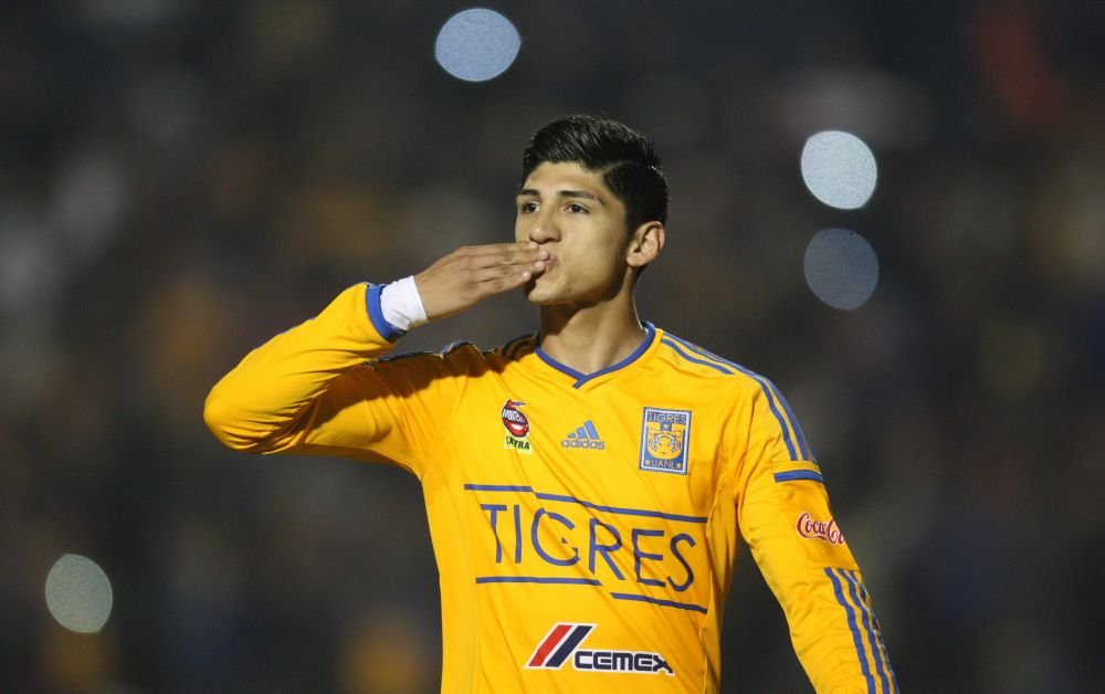 Primele imagini cu Alan Pulido dupa ce a fost recuperat din mainile RAPITORILOR! Jucatorul lui Olympiakos a trecut prin clipe de groaza