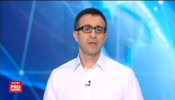 "Cine dracu e, ma, pe dreapta ca nu vad?" SUPER VIDEO: Cum il imita Bobonete pe Tata Puiu :))