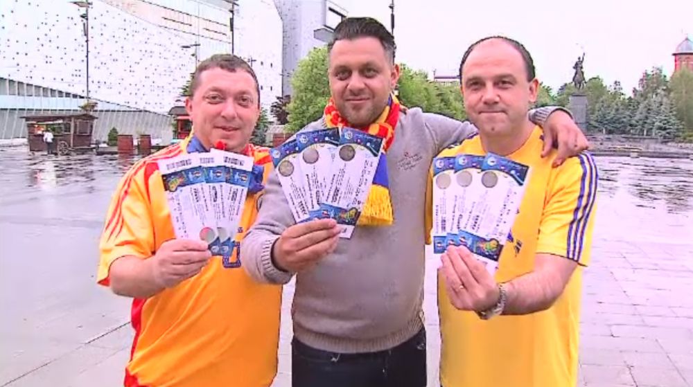 Romanul care si-a anuntat seful ca nu va ajunge la timp la serviciu daca Romania trece de grupe la EURO. Suporterii nationalei se vor aduna din toate colturile lumii_1