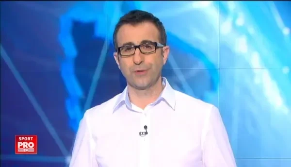 Concurs de recorduri trasnite: un barbat a facut 450 de flotari pe mingi, iar un culturist de 48 de ani a facut 750 pe scaune. Si Valahu s-a dat in spectacol | VIDEO