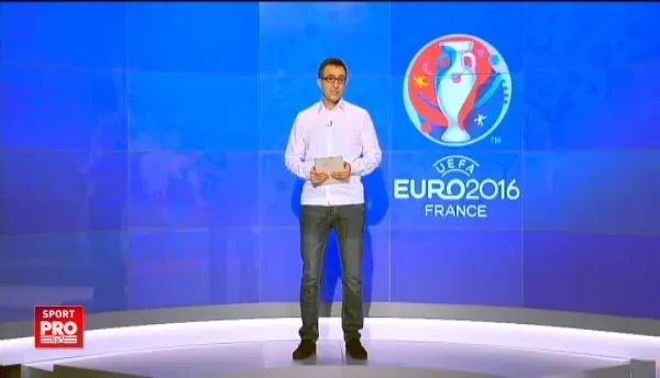 Romania de pus in rama | Jucatorii au facut poza de grup inaintea debutului la EURO. Cantonamentul, pazit non-stop de jandarmi inarmati