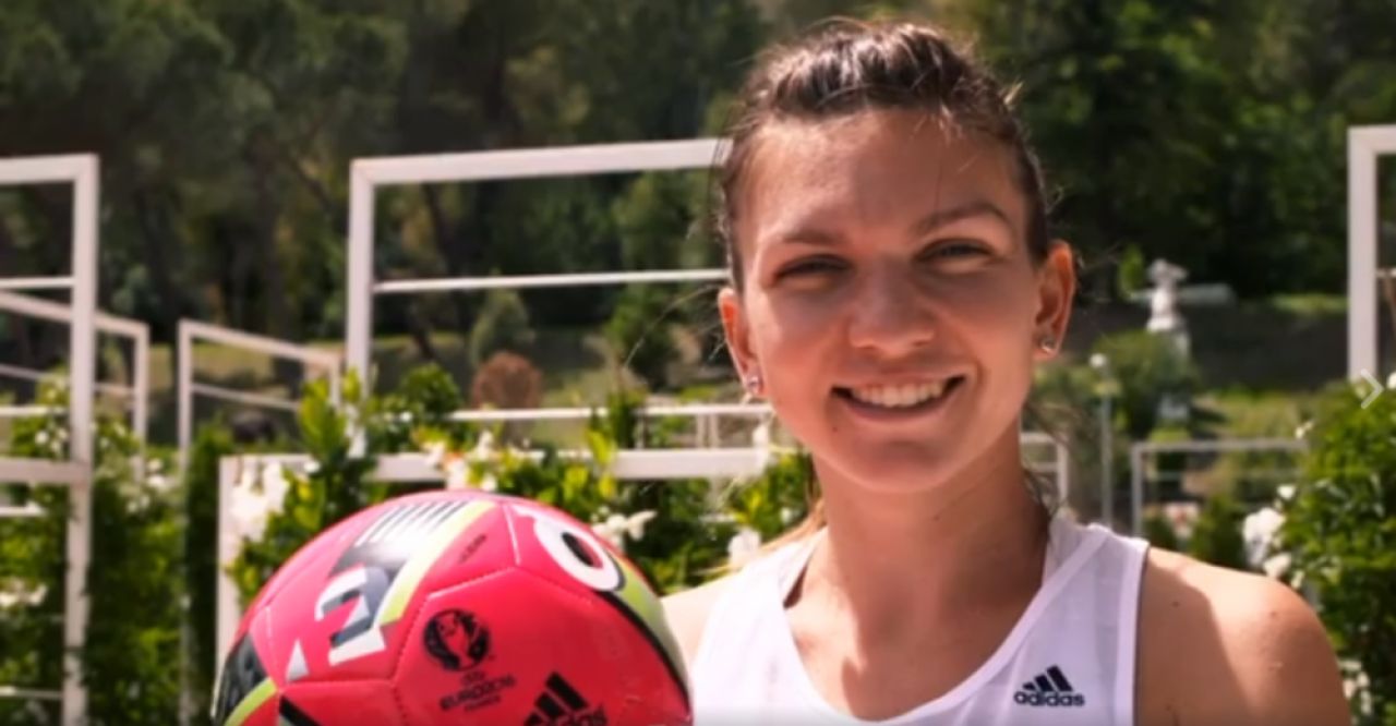 Simona Halep s-a duelat in jonglerii cu adversarele din circuitul WTA si nu s-a descurcat deloc rau! Cate