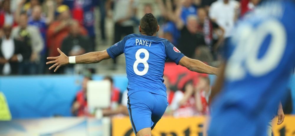 Pretul lui Payet a EXPLODAT dupa ce a COCOSAT Romania cu golul sau fantastic! Cat trebuie sa plateasca Chelsea