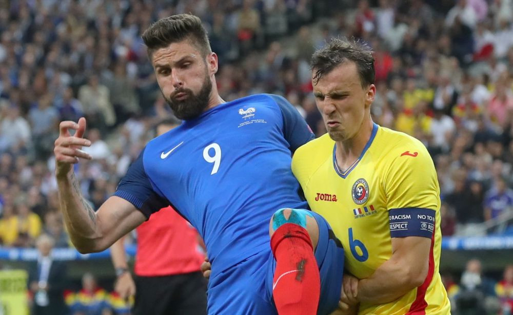 Veste bomba venita in aceasta dimineata pentru Chiriches. Romanul devine TITULAR la Napoli dupa ce Koulibaly a comis-o si va fi dat in judecata de club