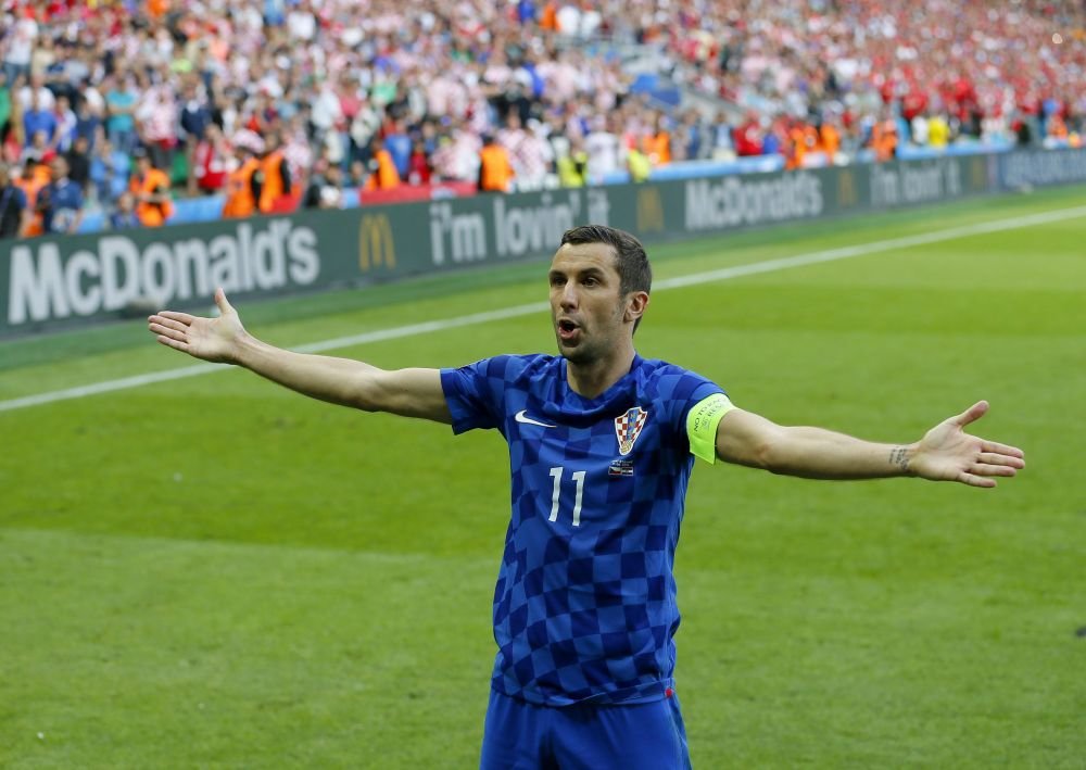 Cel mai impresionant moment de la EURO: LACRIMILE lui Srna! Tatal capitanului Croatiei a murit saptamana trecuta. FOTO_5