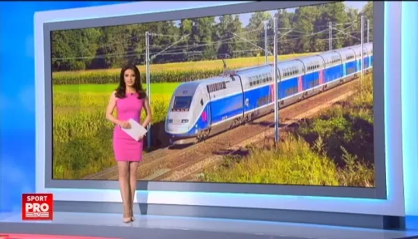 Walk of shame: Nationala se intoarce cu trenul la Paris. Dupa ce a ratat calificarea, nationala spera sa prinda macar avionul de Romania