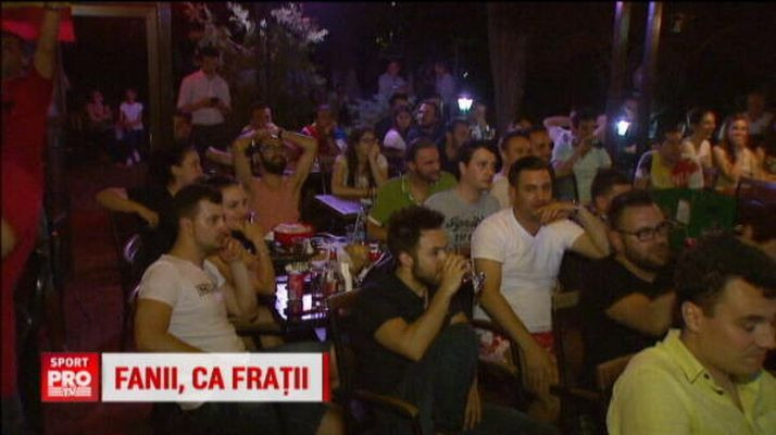 Albanezii de la Bucuresti au urmarit meciul impreuna cu ambasadorul lor in Romania: Sadiku, pentru noi, e ca Hagi | VIDEO